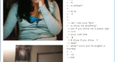 sakka sex Serena Santos dành cả đêm trên sexnga một vòi nước lớn màu đen.